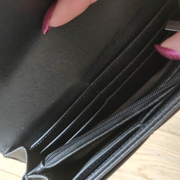 Matt & Nat Wallet Black - Picture 6 of 7